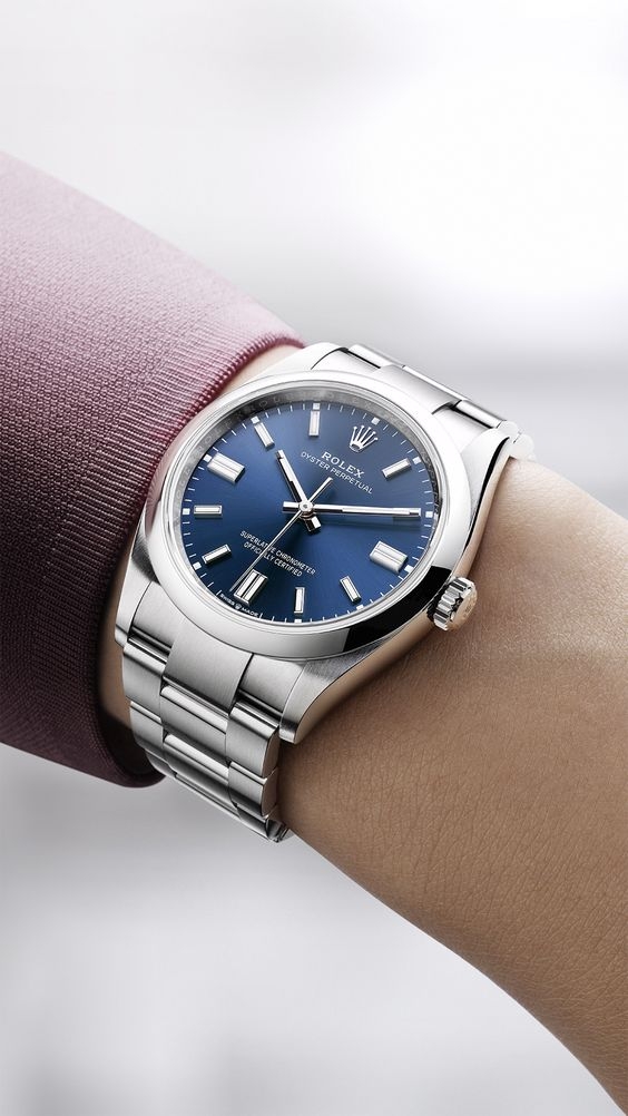 【Rolex勞力士手錶2021】以下為大家推薦「皇室藍」勞力士手錶及網購平台熱門款式,看看最心儀那款錶款吧!