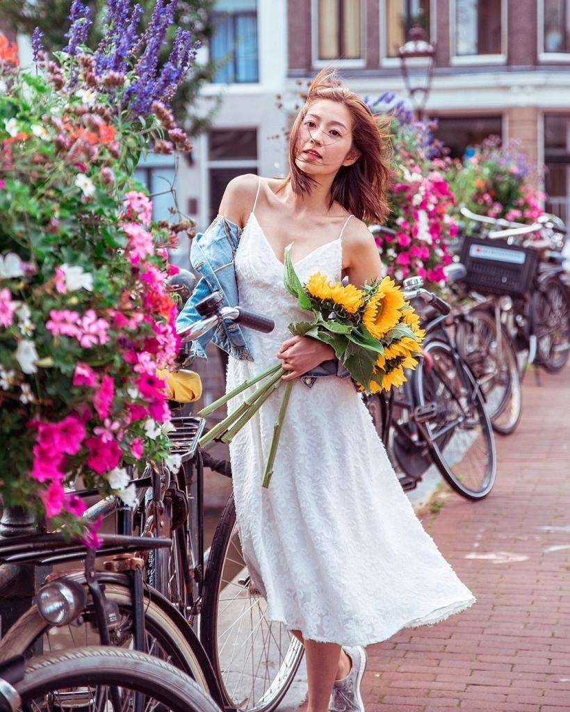 雖然角色都是三、四線,但是陳自瑤卻很清楚自己的定位,認為自己未到時機上位