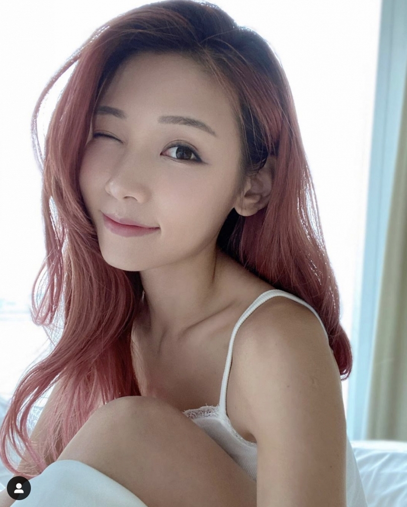 微胖女終於不必為自己的肚腩而自卑了!身材略胖可能未必是最完美,但也又有其可愛之處~按照道理,不同人也有不同對美的定義,即使練出腹肌的簡淑兒也未能滿足所有網民,所以還是做自己吧~
