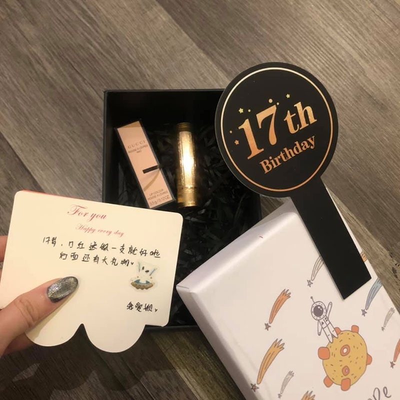 馬來西亞男友送女友0到20歲生日禮物/奶嘴奶樽送到唇膏Gucci皮帶/Nagisa