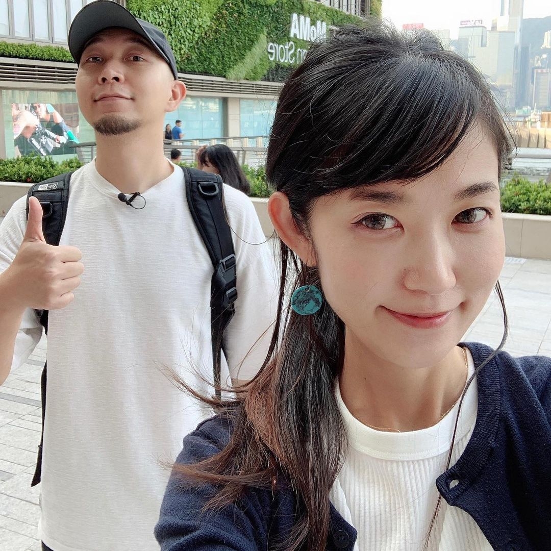 原來大J曾做過日劇演員,超厲害的!因為大J曾在日本留學讀商科,所以非常精通日文