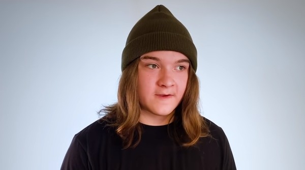 Sam Griner一家人就接受了外國媒體「BuzzFeed」邀請上節目作採訪,令到這位現年14歲的「握拳寶寶」近照曝光