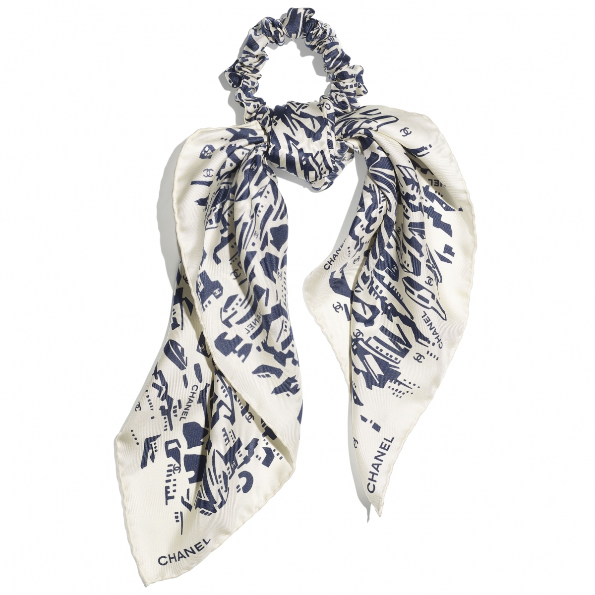 【Chanel 2021】絕美頭飾打造法式優雅,雪白羊皮蝴蝶結、珍珠髮夾5大必備浪漫單品!