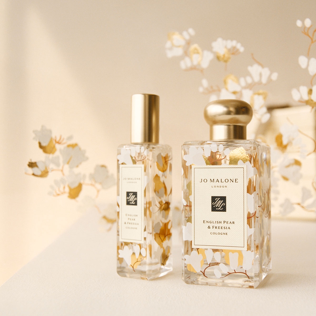 【香水推介2021】除了Jo Malone「櫻花古龍水」很吸引,品牌兩款經典的「英國梨」以及「藍風玲」換上了全新的戀愛限定包裝