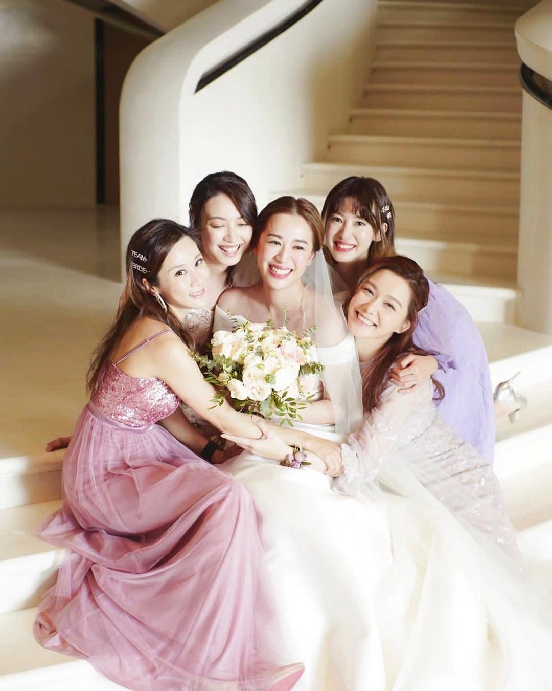 朱千雪拍拖後拒接吻戲，交友重質不重量，入行8年無人追，湯洛雯爆：佢唔輕易交換電話