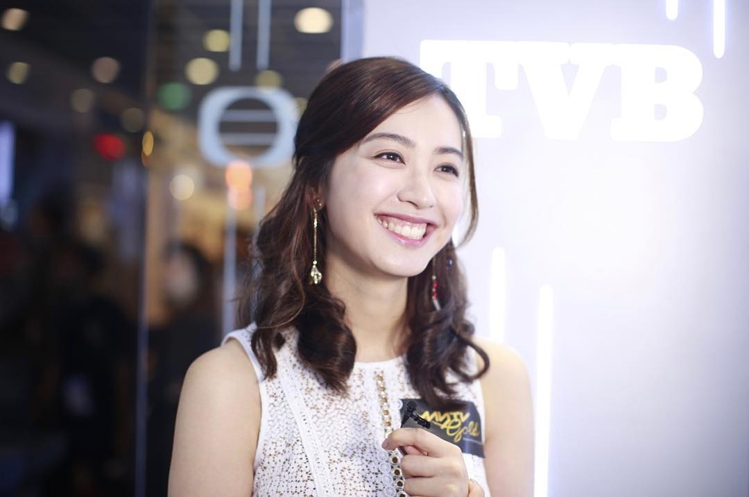 朱千雪拍拖後拒接吻戲，交友重質不重量，入行8年無人追，湯洛雯爆：佢唔輕易交換電話