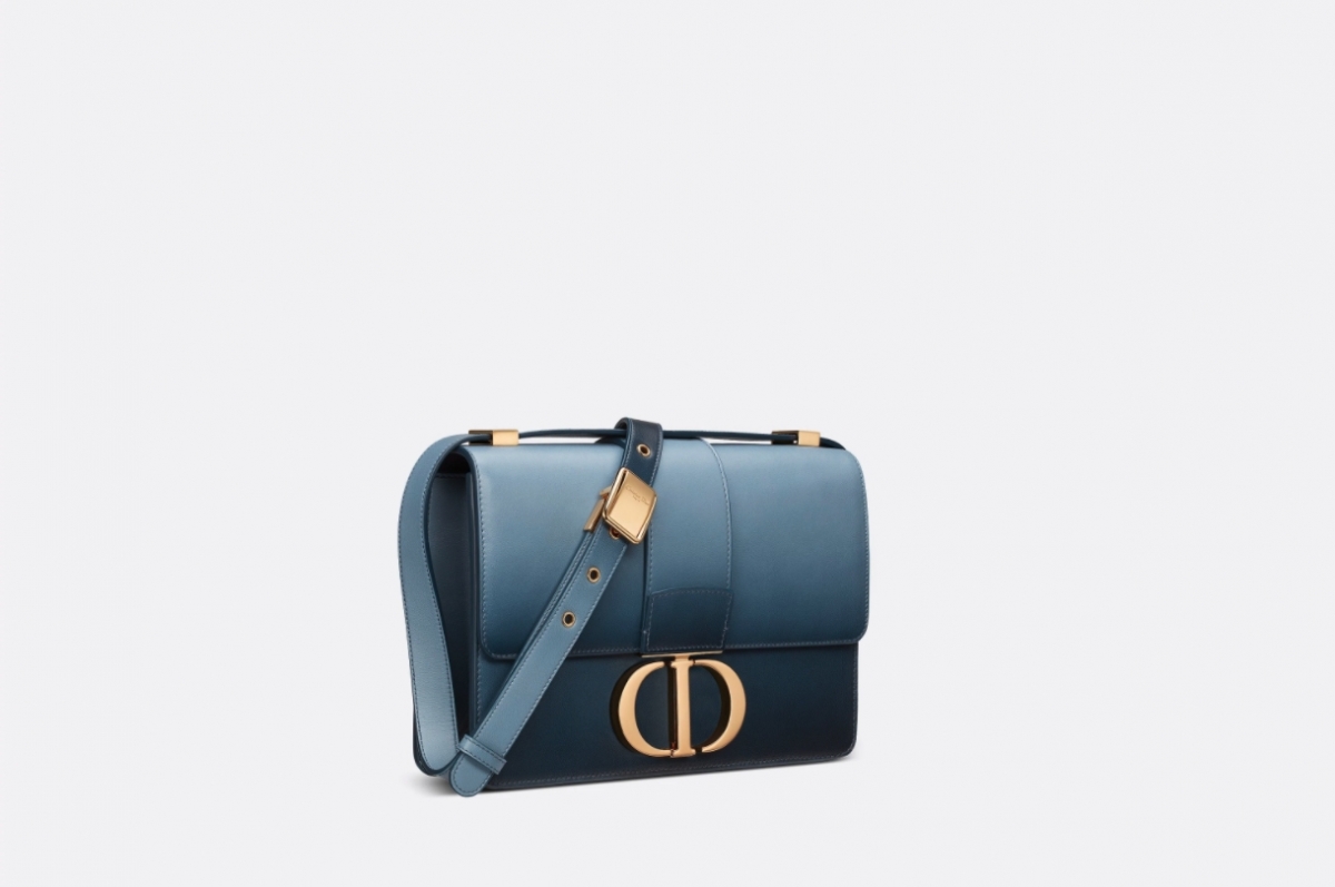【Dior手袋2021】Book Tote全新燕麥色充滿法式文青風情!靛藍色漸變馬鞍袋、30 Montaigne超驚艷