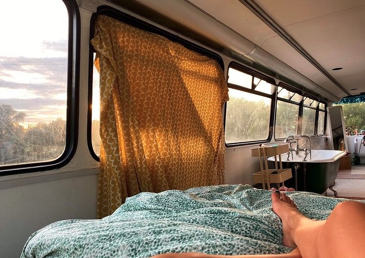 英國-情侶-住巴士-doubledecker14