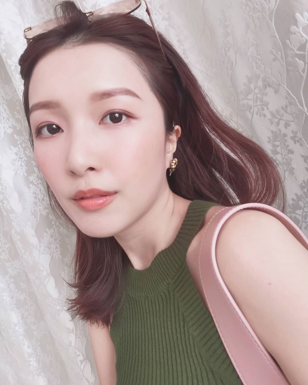 李澤楷女友郭嘉文影婚紗相/林凱恩爆千億女友She said yes