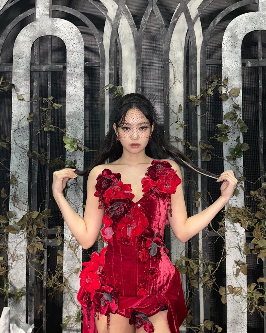 【GD Jennie拍拖】男朋友權志龍秘戀一年/內地網民要求Jennie退團