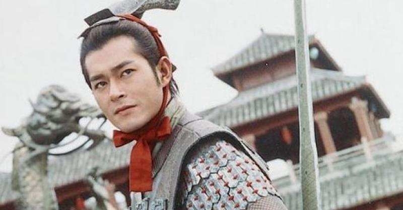 古天樂之後於1999年以《刑事偵緝檔案IV》獲TVB「本年度我最喜愛的男主角」,2001年主演電視劇《尋秦記》大受歡迎