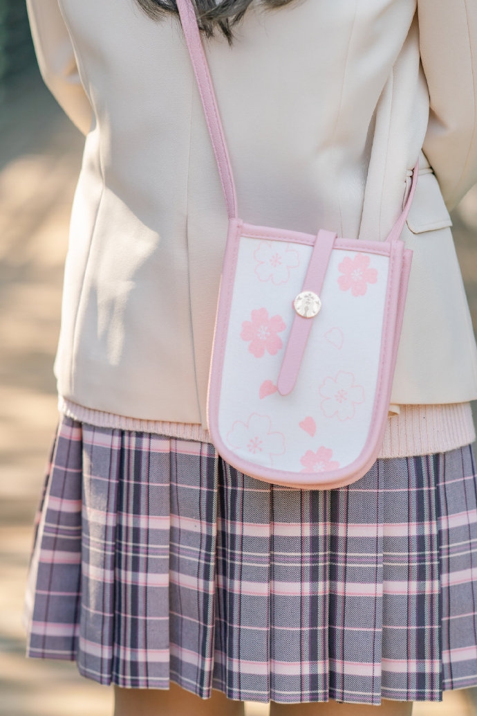 76b3e48fly1gnyc9y1h9oj20u018ze82