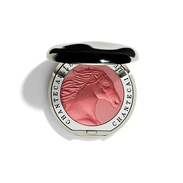 盤點4款夢幻「浮雕胭脂」,innisfree山茶花、Ladurée玫瑰腮紅美得令人窒息!