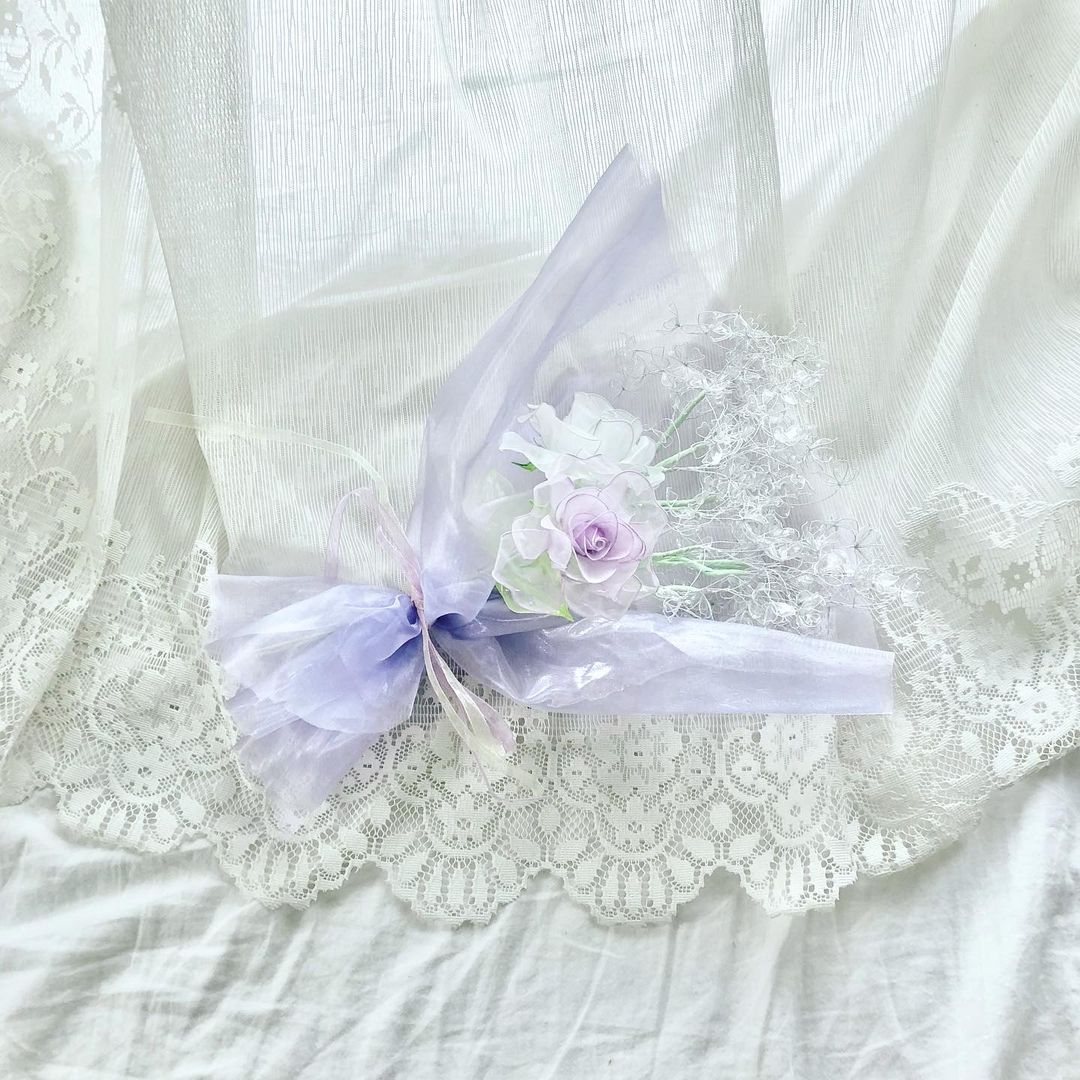 日本大熱「玻璃糖花束」!夢幻半透明質感,永不凋謝的浪漫代表