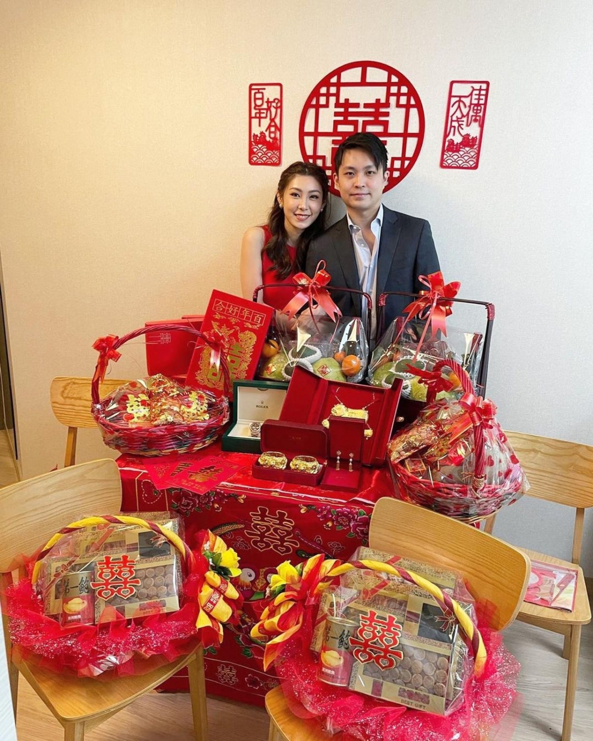 【味之天使】2019年其圈外男友求婚成功,近日未婚夫就過大禮,鄭瑩瑩貼出超豪的大禮相片