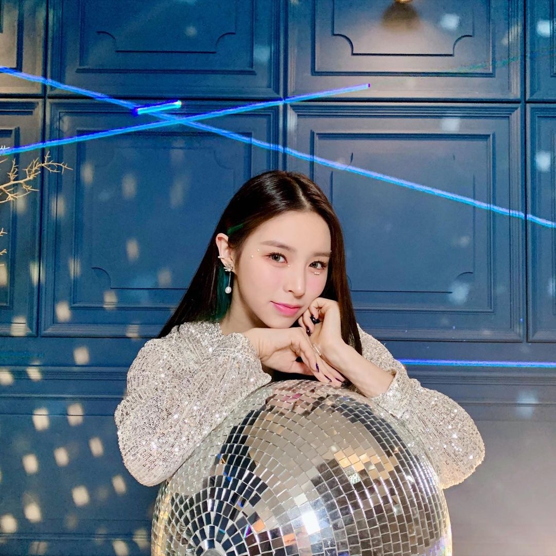 「港產韓星」Elkie莊錠欣IG出愛國帖文惹爭議!粉絲一日暴跌3萬直呼失望