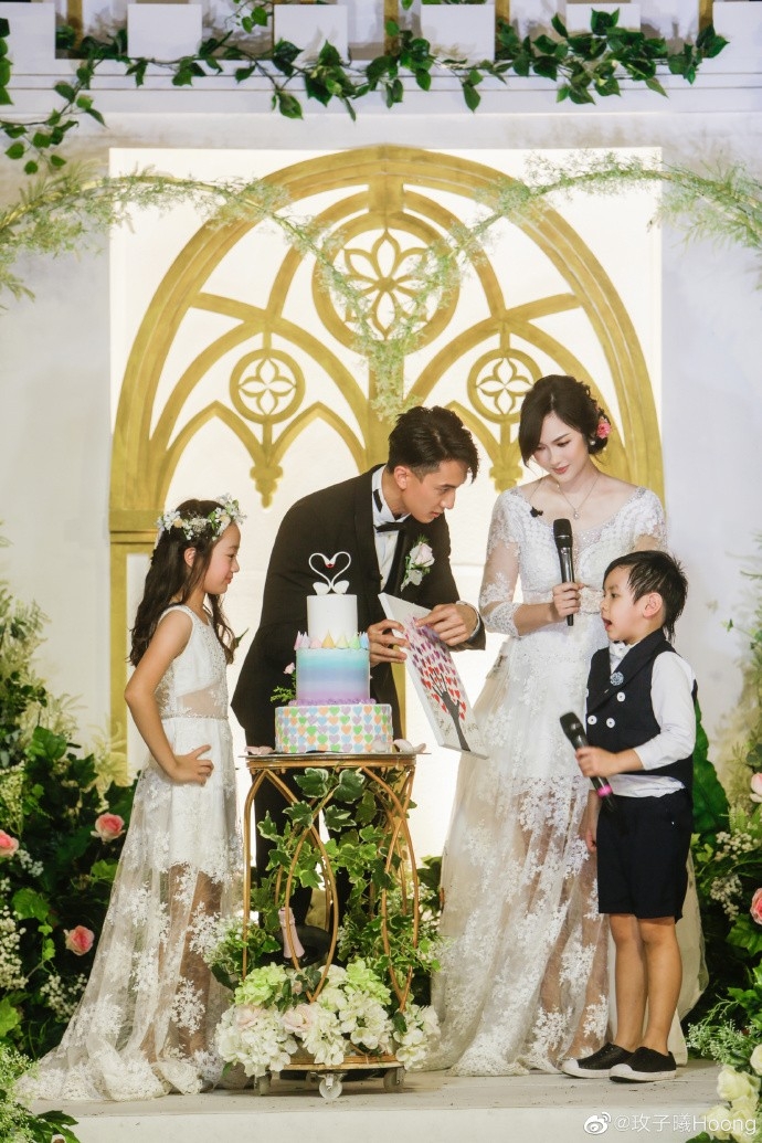 吳尊與老婆林麗吟相戀25週年紀念/對妻子一見鍾情/網民翻舊帳隱婚扮單身