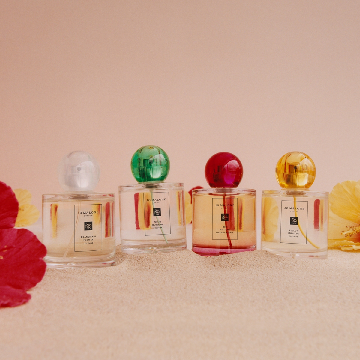 【香水推薦2021】Jo Malone London最新在春夏季推出的Blossoms限量香水系列超驚喜,以夏威夷別名「彩虹島」為設計靈感