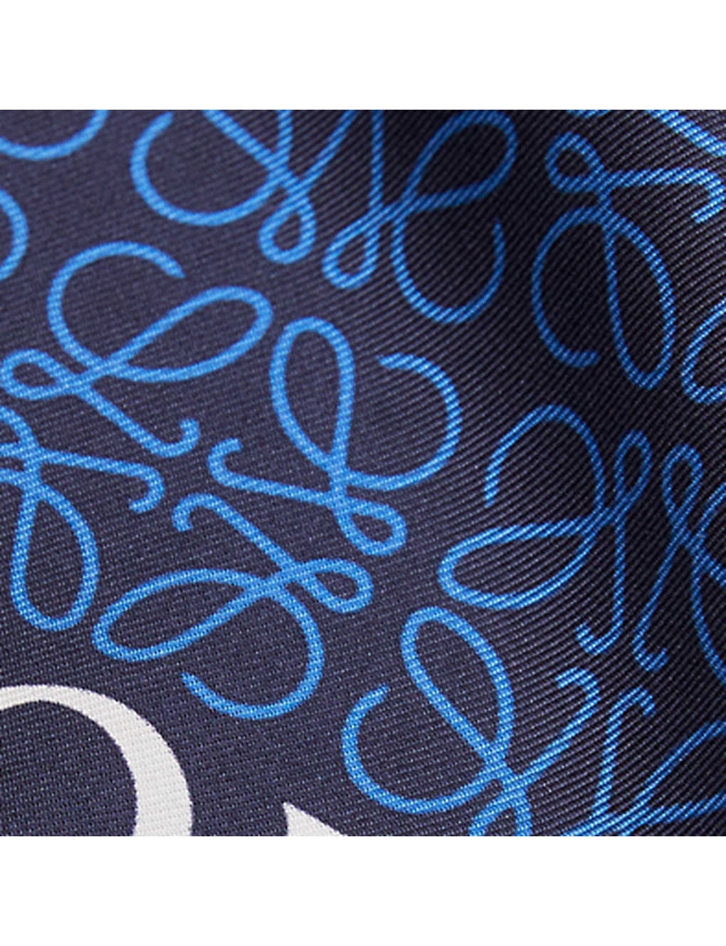 【名牌絲巾】網購LV/Burberry/GUCCI絲巾最平$250綁手袋頭髮顯氣質