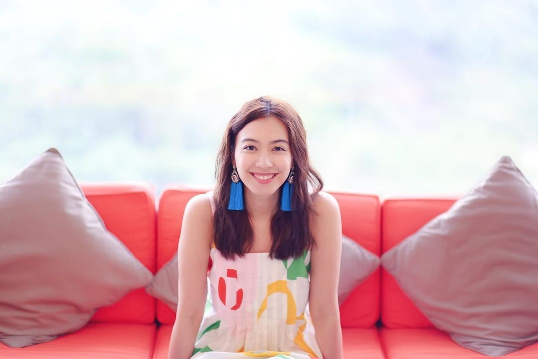 朱千雪拍拖後拒接吻戲，交友重質不重量，入行8年無人追，湯洛雯爆：佢唔輕易交換電話