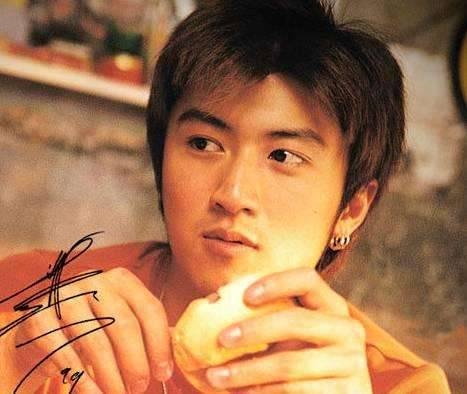 謝霆鋒向來很少說話,所以總是帶給人一種神秘感,令人更想了解更多面的他!