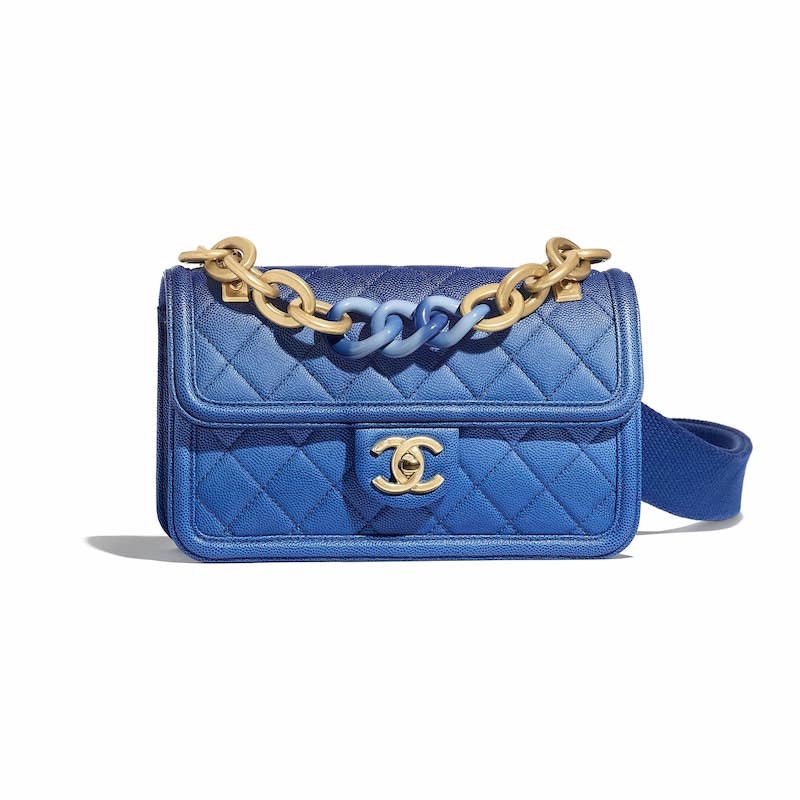 這款超夢幻的 Chanel 手袋名為 Sunset On The Sea Bag ,光聽名字就已經令人心醉~