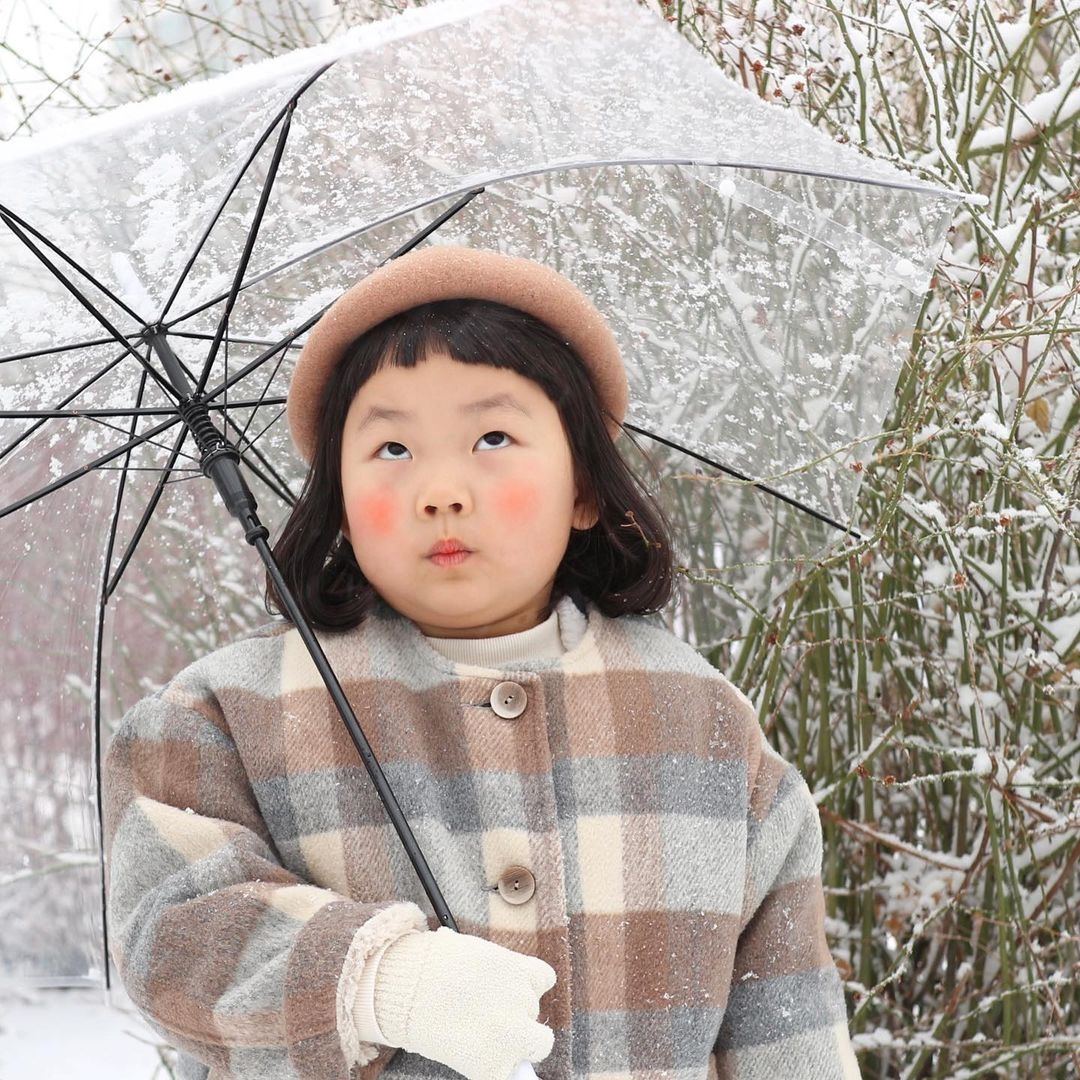 韓國6歲「大嬸系小妹妹」爆紅!超浮誇表情+可愛雙下巴散發超強喜感,吸近14萬粉絲
