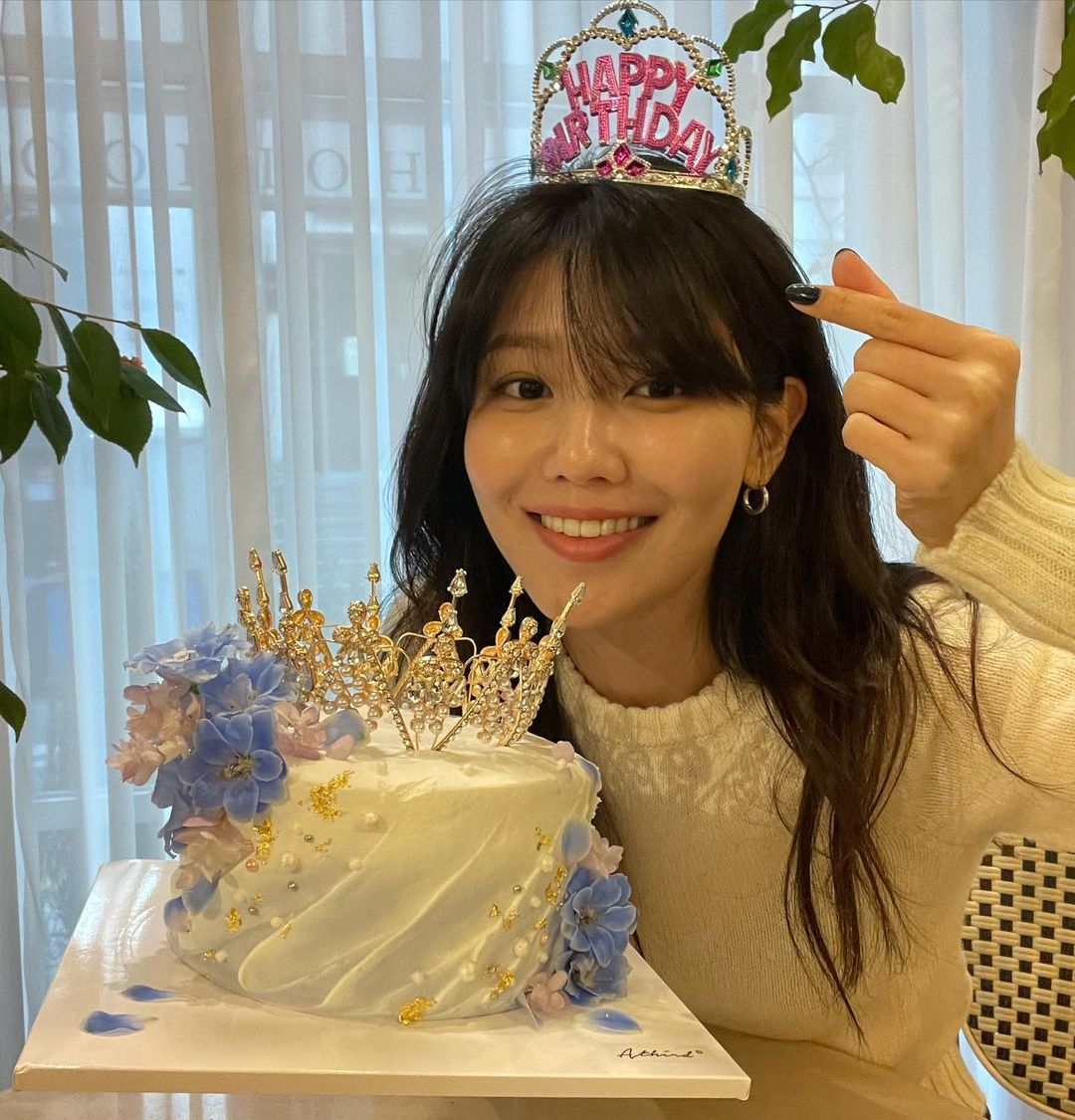 將自己寵成公主!韓國新興皇冠奶油蛋糕,復古華麗宮廷風連少女時代都係Fans