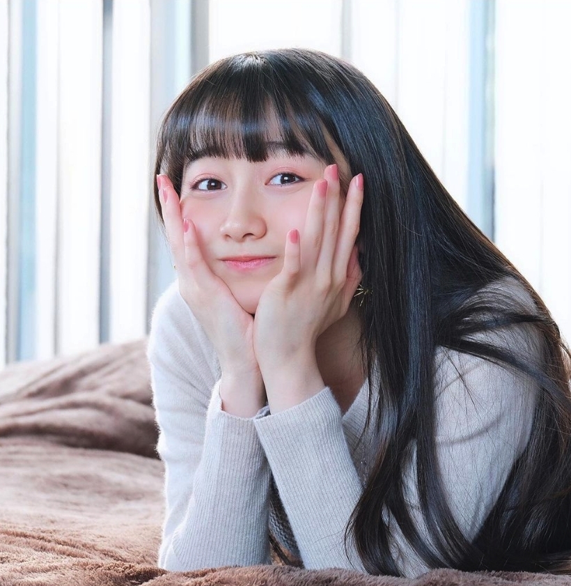 木村心美和木村光希從小就已經顏值爆標,近年更漸漸有少女的氣息,清純高雅氣質不凡。姐姐木村心美近年更跟著妹妹光希的步伐打入模特兒界,她可愛嬌滴滴的樣貌和妹妹截然不同。木村心美的齊劉海讓她看起來比妹妹更年輕,因此常常被誤認為是妹妹~