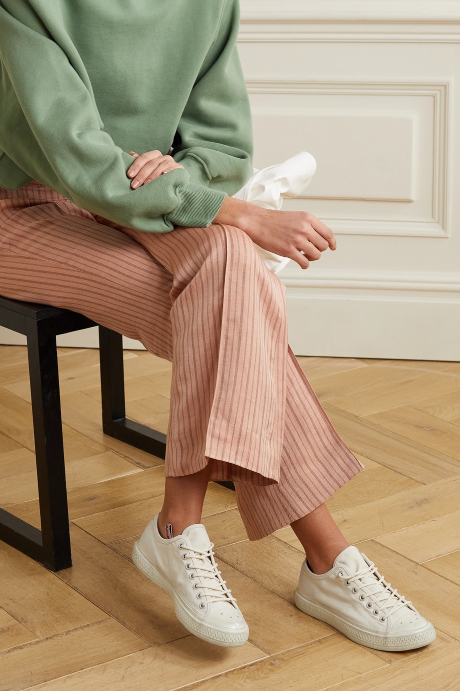 【名牌布鞋】ACNE STUDIOS Distressed canvas sneakers HK$1,900