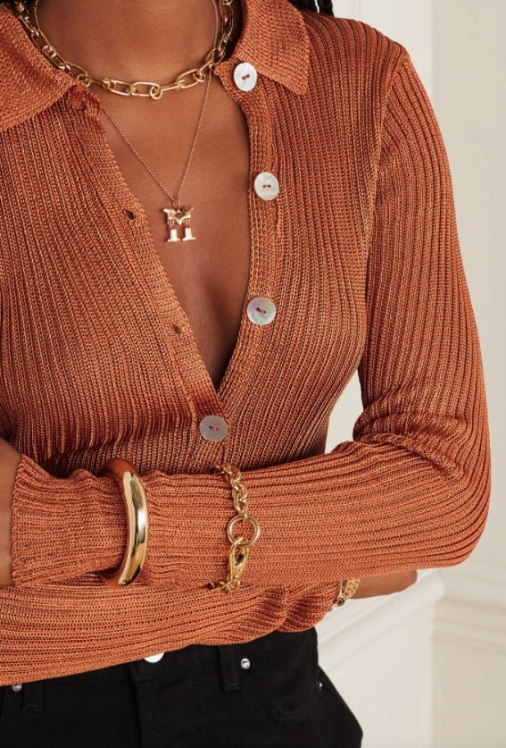 #CHLOÉ Alphabet gold-tone necklace HK$3,170【即按此購買】