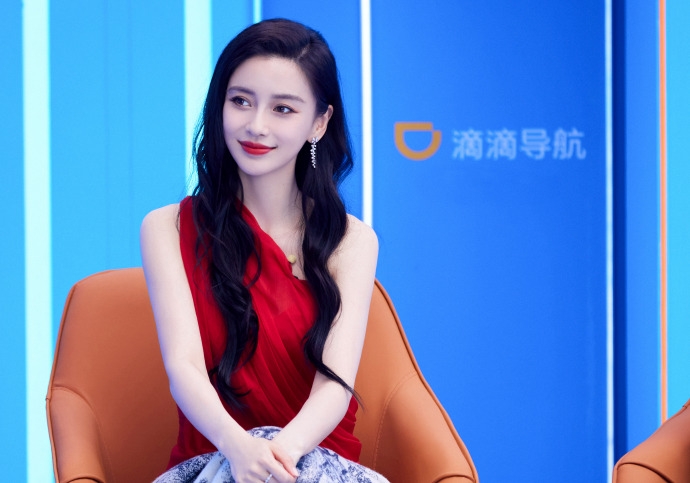 Angelababy多年演技陷爭議,曾任其專屬戲劇老師暗指有些教不會,劉天池:修行在個人