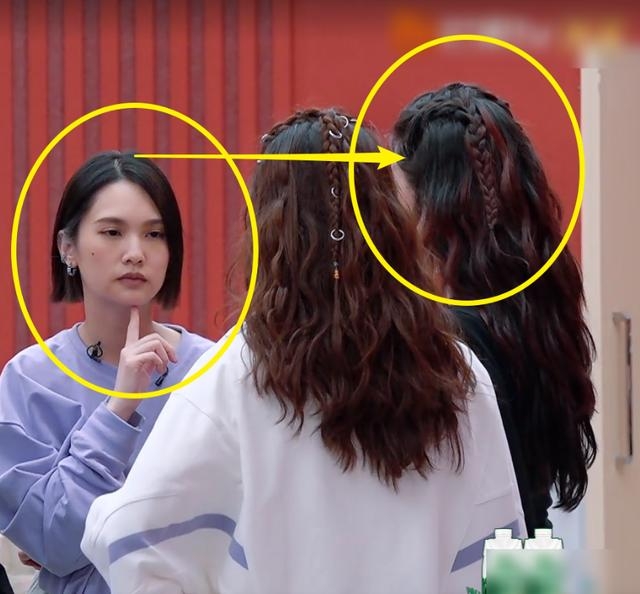 【乘風破浪的姐姐2】張柏芝、楊丞琳在自然站立的狀態下,身高的差距也是非常明顯的!