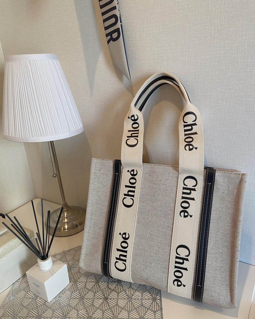 Chloé手袋的CP值超高！單是小號款只需 HK$5,900；大號款則 HK$7,900，超值得入手！