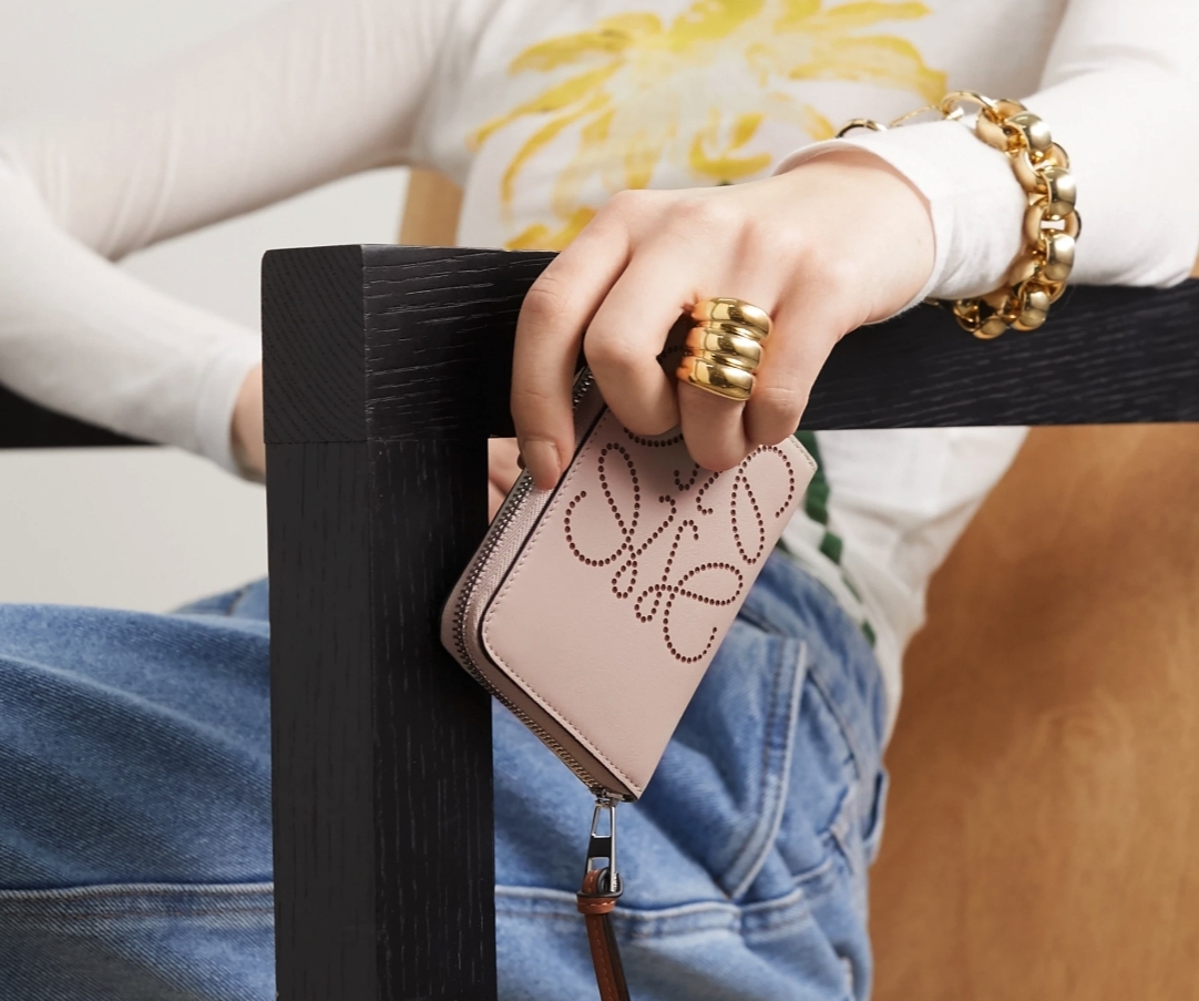 【名牌WOC銀包2021】網購HK$3000起 入手Celine/YSL/LOEWE/GUCCI