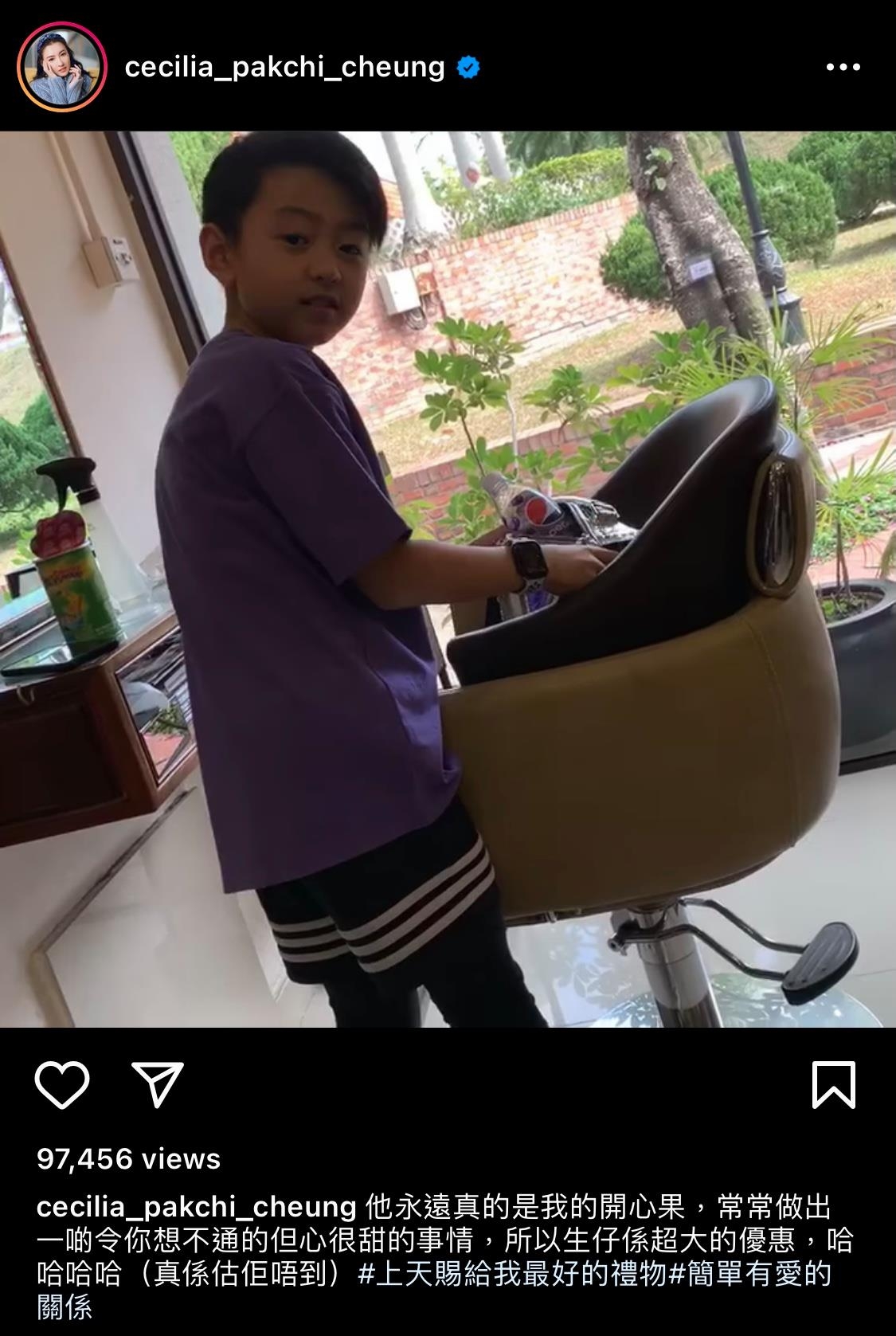 不過另一被網民熱議的焦點,則是落在張柏芝 仔 Quintus 的高顏值上!