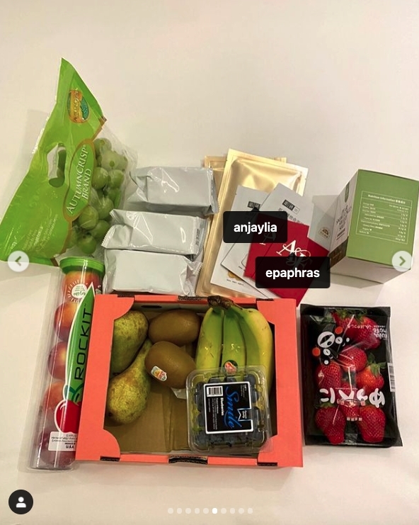 陳瀅更識做地將每件禮物拍照並 hashtag 好友留念,當中包括有陳嘉寶、何雁詩、「老公」Howie、造型師 Derek 以及幾位圈外好友送上的日用品和食物!