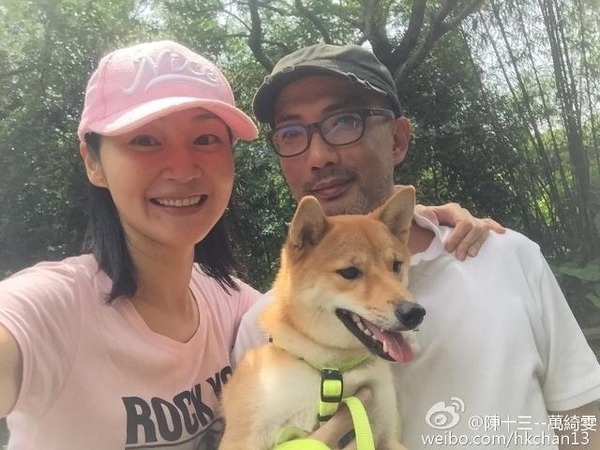 萬綺雯因當年參演《殭屍》,在慶功宴遇上現任老公陳十三,拍拖7天後就決定付托終生