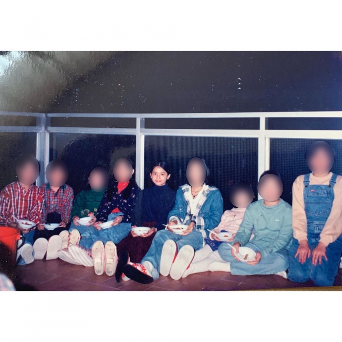 38歲阿Sa曬小五青蔥舊照,力證天然美人,同孖辮近照如餅印一樣,凍齡Look充滿少女味