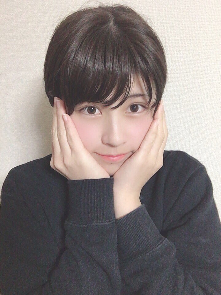 日本爆紅「智慧齒美女」!剝智慧齒零P圖照曝光,雙手拿開視覺衝擊!