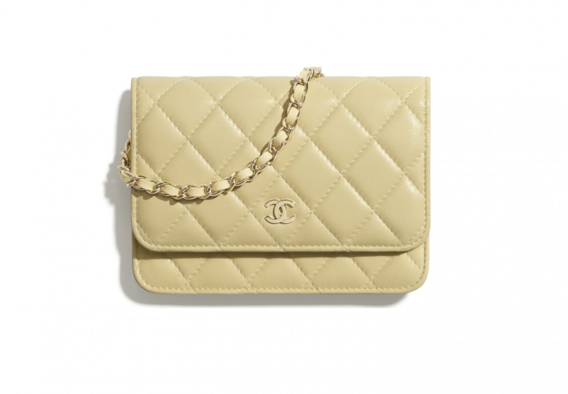 【Chanel 2021手袋】鏈條迷你銀包 HK$18,300（11 × 15.5 × 4.5 cm）