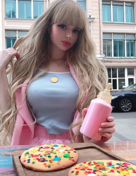 -俄羅斯-真人Barbie-芭比-Angelica Kenova-16