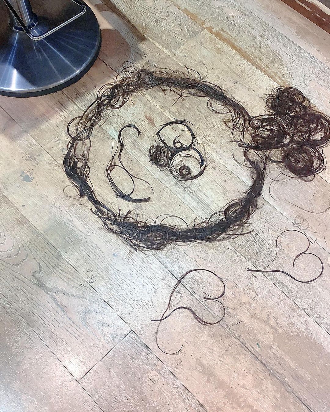 日髮型屋推$75「齋剪瀏海」月費Plan,顧客量激增,從此唔怕自己係屋企剪髮失手!