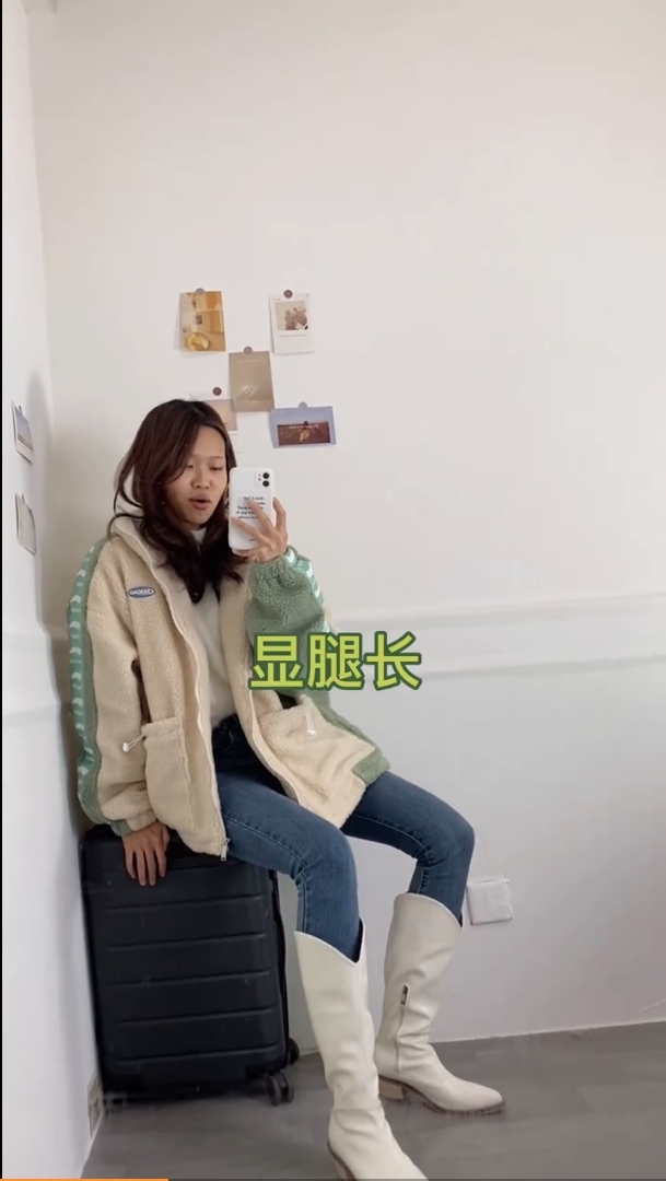 無須P圖,一個動作「素顏大媽」秒變「性感女神」!欺詐級對鏡自拍神技,網民大呼超神奇!