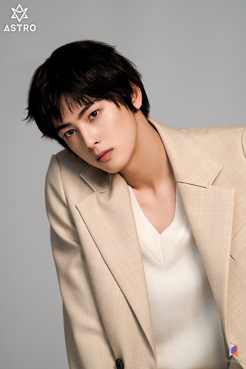 車銀優變粗眉瀏海「蠟筆小新」新造型反應兩極