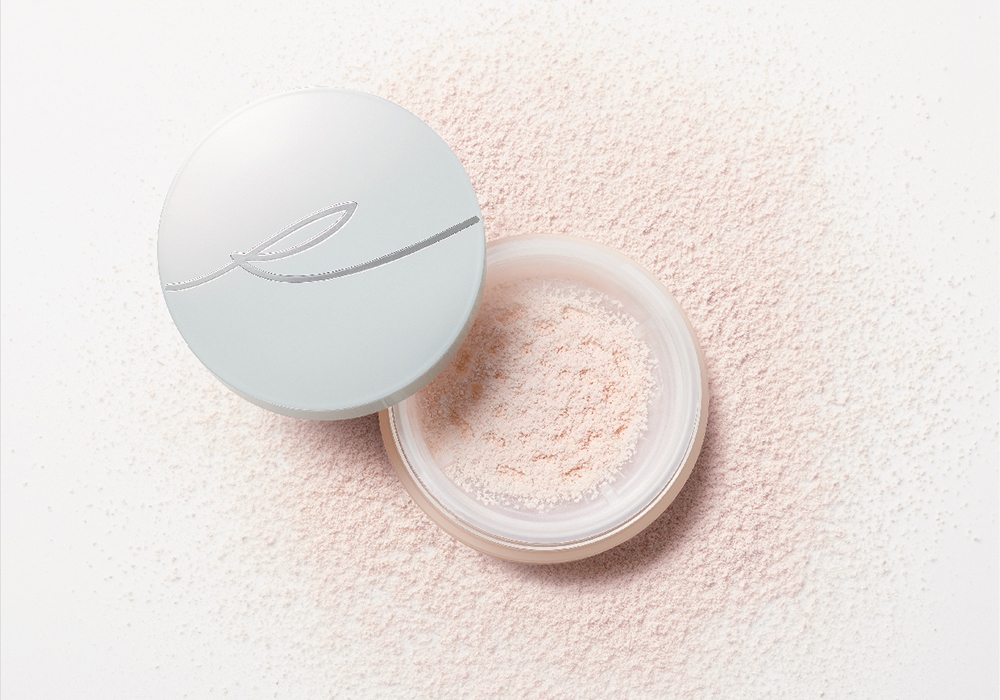 RMK 輕透霧感蜜粉