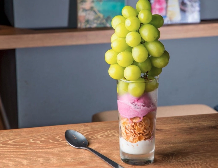 -日本-日本甜品-日本cafe-草莓聖代-水果聖代-10