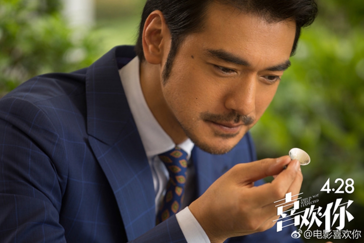 追溯金城武最近年上映的電影,大概也只有2017年的《喜歡·你》以及還未上映的《風火山林》,
