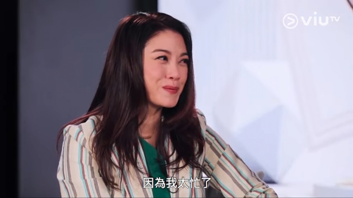 廖碧兒落淚坦承娛樂圈中無朋友,盧覓雪提醒:工作上結交的是同事,不是朋友