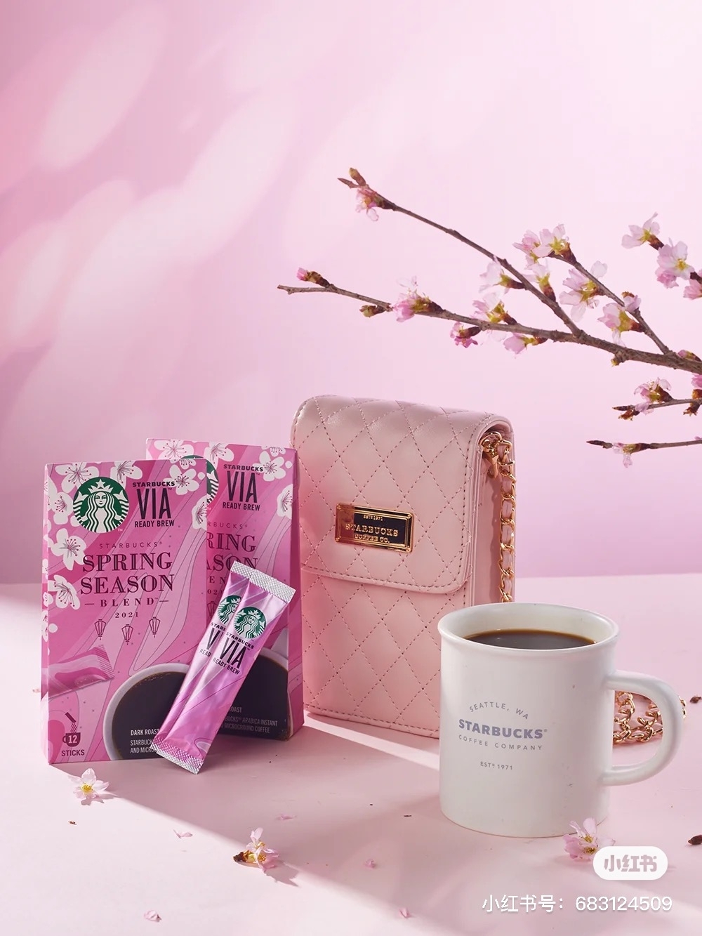 -大陸Starbucks-仿名牌-手袋-週邊-白金魚鱗-LV-星巴克-1